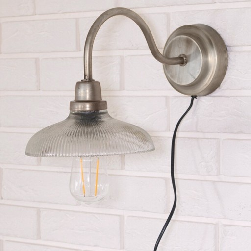 STRIEBORNÁ NÁSTENNÁ LAMPA NÁSTENNÁ LAMPA ELEGANTNÁ KOVOVÁ VINTAGE RETRO LOFT E27
