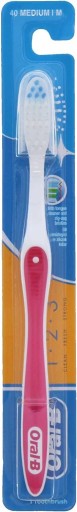 ORAL-B 123 STREDNÁ ZUBNÁ KEFKA