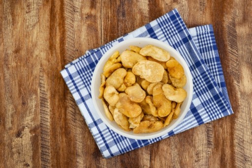 Pečené fazuľové lupienky solené fazuľové chipsy snack 500g