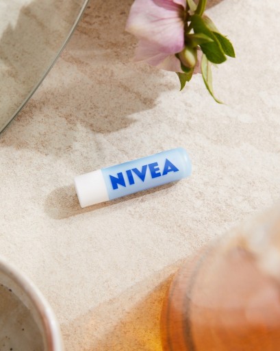 Ochranný rúž NIVEA Hydro Care