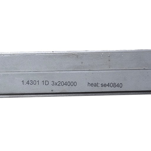 Plochá tyč z nehrdzavejúcej ocele, dĺžka 45 cm - 20 x 3 mm, štandard 1.4301/304L, odolná voči kyselinám