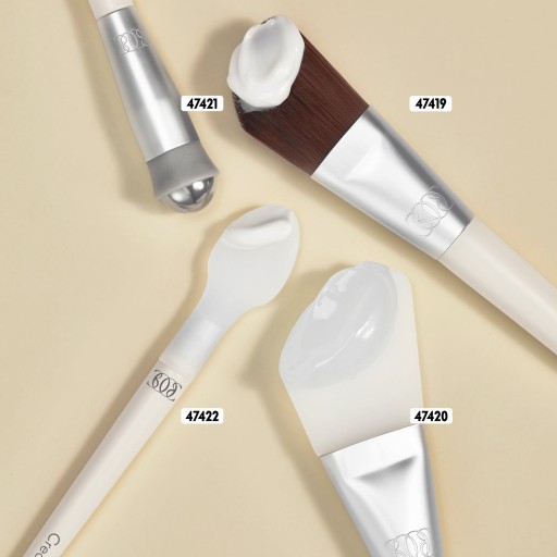 Krémová špachtľa Oriflame