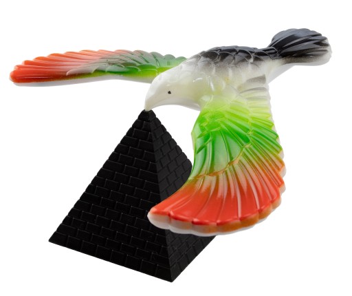MAGICKÝ VTÁK VYVÁŽENÝ NA PYRAMÍDOVEJ ANTIGRAVITAČNEJ ROVNOVÁHA