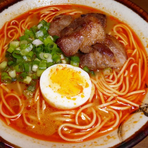 Ramen Kumamoto Aka Kara s miso, čili 103g Itsuki Japan