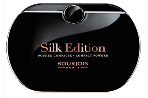 BOURJOIS ZMATŇUJÚCI LISOVANÝ PÚDER SO ZRKADLOM A HUBOU UPRAVUJE MAKEUP