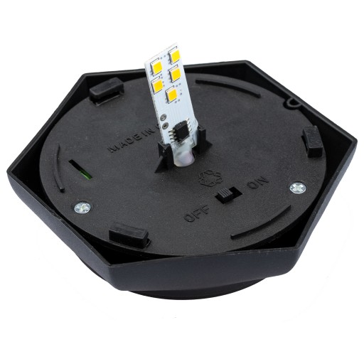 SOLÁRNE LED ZÁHRADNÉ LAMPA DELTA POST LAMP IP44