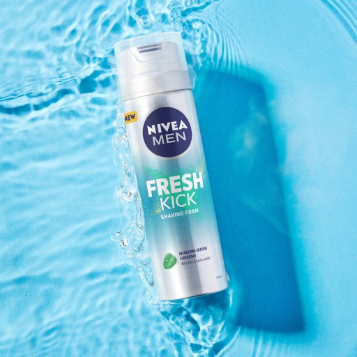 NIVEA MEN FRESH KICK Osviežujúca pena na holenie pre mužov 200 ml