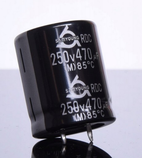 CE 470uF/250V SAMYOUNG 25,4X30mm