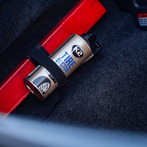 Tekutá súprava na opravu pneumatík automobilov