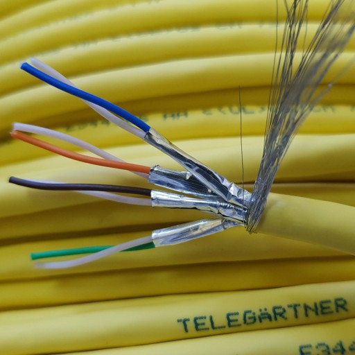 Žltý krútený pár Telegartner, cat.7 S-FTP Linka