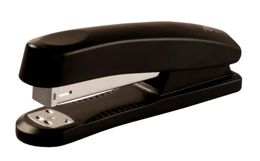 ZOŠÍVAČKA 24/6 26/6 MM 25 listov TETIS GV106-V