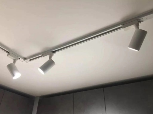 Biela jednofázová prípojnica pre svietidlá, 1m