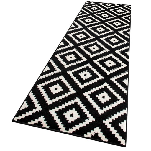 MAROKOVÝ KOBEREC FRIEZ 60cm ČIERNA S HRANOM 85bl