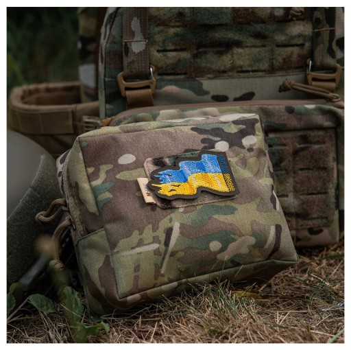 VELCRO NÁŠIVKA UKRAJINA FLAG COMBAT ZELENÉ POZADIE ODMENY VYŠÍVANÉ M-TAC