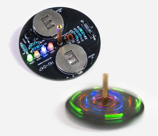 Viacfarebný LED kolovrátok DIY KIT s batériami, sada na učenie sa spájkovania