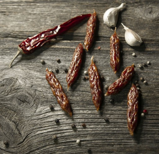Sušené bravčové párky JERKY BRAVČOVÉ na PIVO VÍNO - pre fajnšmekrov LITVA