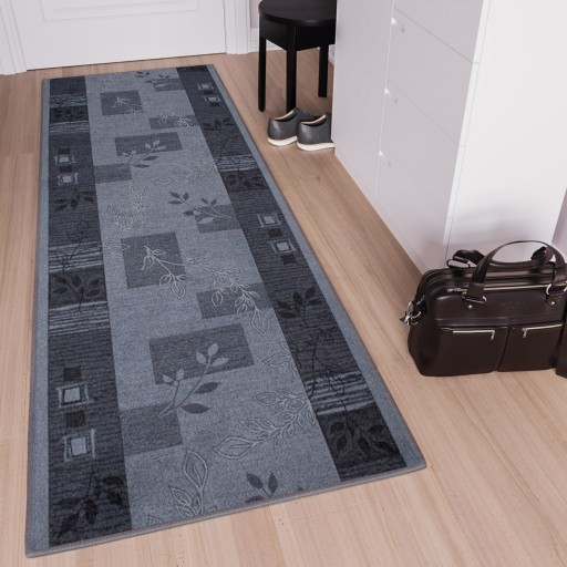 Protišmykový behúň 67 cm s lemom v46