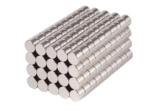 SILNÝ VALEC NEODYMOVÝ MAGNET 2x2