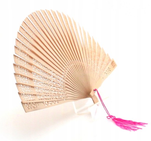 WOODEN FAN (dře- vený), openwork