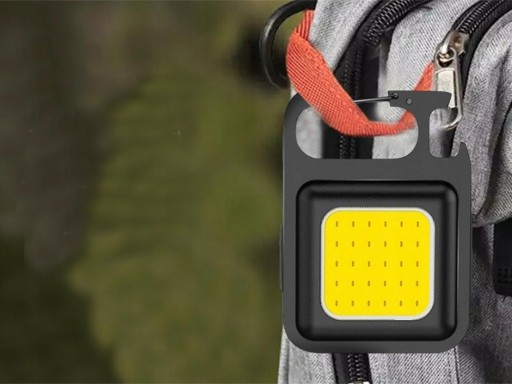 COB LED kľúčenka lampa s magnetom baterka USB otvárač