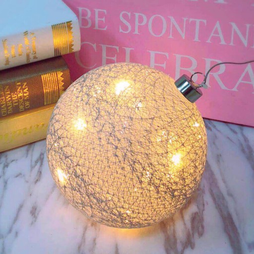 Lampa BAVLNA, VEĽKÁ 15cm LED svetelná guľa