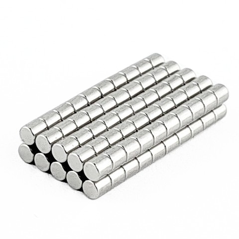 VALEC NEODYMOVÝ MAGNET 2x2 N38 SADA 100 KS