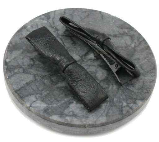 KLIPKA DO VLASOV LESKLÁ ČIERNA 8,5 cm