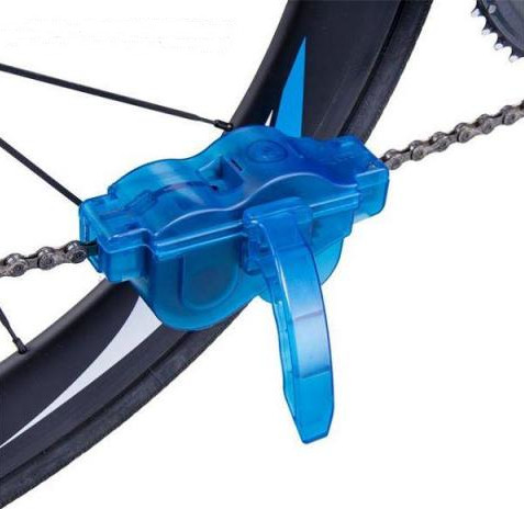 NÁSTROJ NA ČISTENIE REŤAZE BICYKLOV