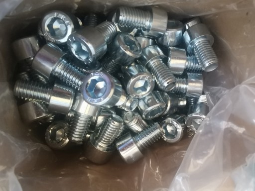 Bossard imbusová skrutka s valcovou hlavou M10x16 triedy 8.8