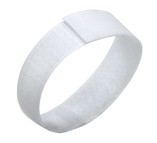 BIELY PÁS NA VELCRO RUKOJEŤ SIEŤKY NA POSTELI
