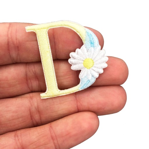 Opätovne použiteľné NÁLEPKY Písmeno D vyšívané kvety DIY