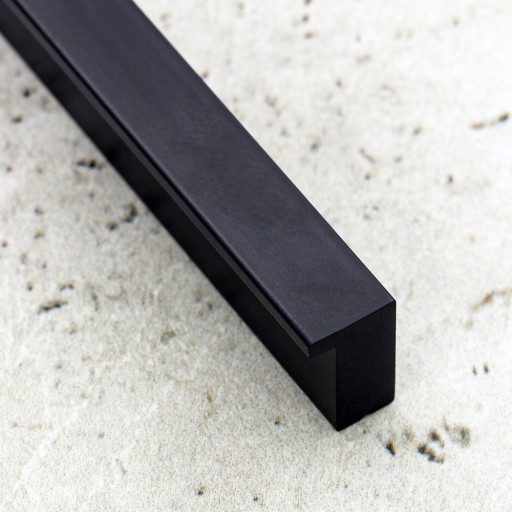 ÚCHYTKA NA NÁBYTOK ČIERNA ÚCHYTKA NA NÁBYTKO KUCHYŇSKÁ SKRIŇKA ÚCHYTKA 128MM