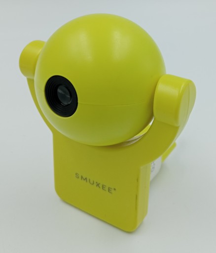 Nočná lampa do zásuvky s rozprávkovým displejom