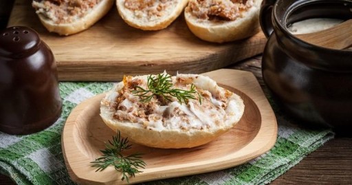 PIKNIKOVÁ SADLA s oškvarkami PIKNIKOVÁ SADLA 260G