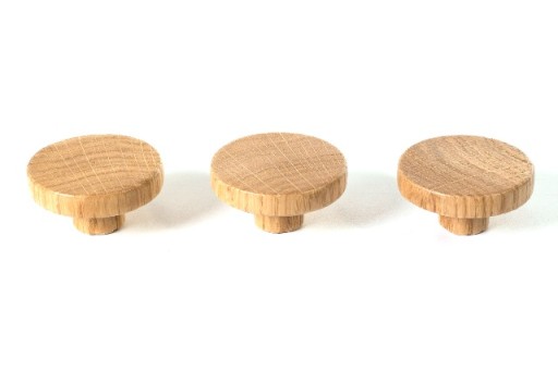 NÁBYTKOVÁ KĽÚČKA DREVENÁ NÁBYTKOVÁ KĽÚČKA, MASIVNÉ DREVO, DUB FI 48mm