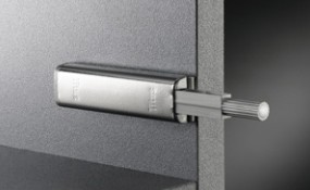 TITUS PUSH OTVORITE TIPON BUMP S MAGNETOM