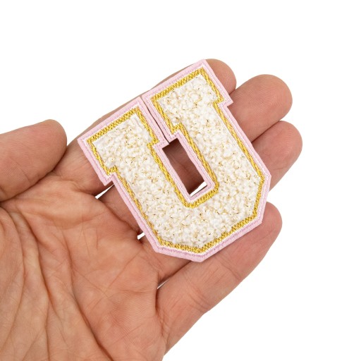 PATCH vyšívané veľké biele PÍSMENO U, písmo nápisu