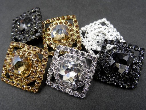 25mm Ozdobné gombíky 1ks STRIEBORNÉ zirkóny SILVER OZ52 17288