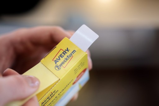 Nálepky na tvár Avery smajlíka 250 ks