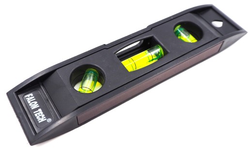 MALÝ KOMPAKTNÝ MINI LEVEL S MAGNETOM 15CM
