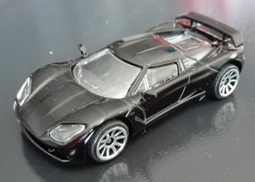 KOVOVÉ AUTO 1:64 MALÉ AUTÁ MAŽORETKA