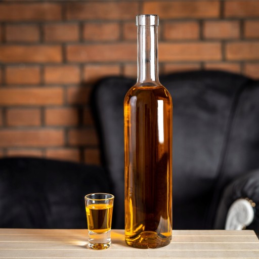 Futura sklenená fľaša 0,5l na tinktúry, šťavy + korok