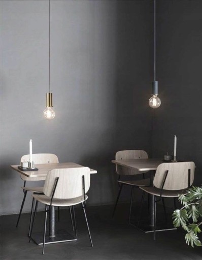 MODERNÁ OSTI A ZÁVISNÁ LAMPA, KOVOVÁ MODRÁ