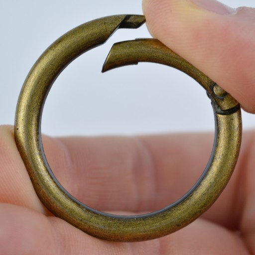 OTVÁRACÍ KRUH SHAKEL KARABÍNA KRUHÁ 30MM - ANTIK
