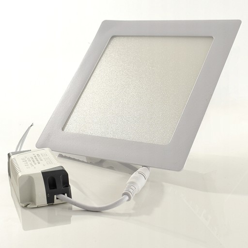 SILNÝ LED PANEL PRE ZÁVESNÝ KAZETOVÝ STROP