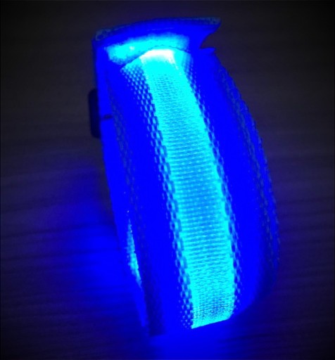 LED OSVETLENIE PRE PSA A MAČKU, NASTAVITEĽNÉ, NA AKUMULÁTOR, 38-50 L