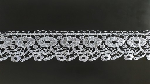 Guipure Lace Ozdobná stuha, biela, na závesy, 8 cm