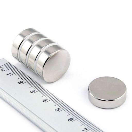 VALEC NEODYMOVÝ MAGNET 20x6 N38 SADA 2 ks