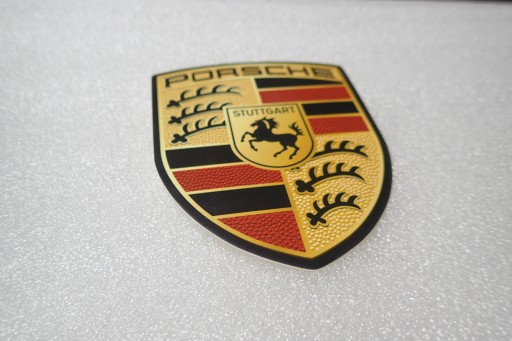 NÁLEPKA S LOGOM PORSCHE 7,5 x 9,6 cm