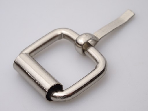 Sedlárska pracka 20 / 16 / 4 mm strieborná, 1 kus